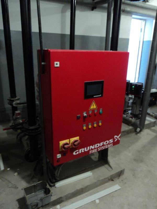 Щит управления Grundfos станции пожаолтушения
